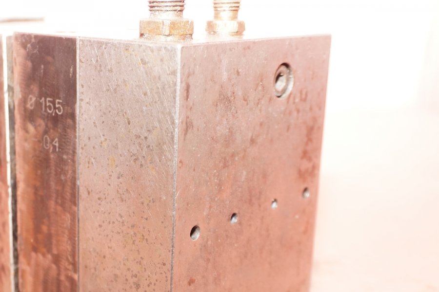 Detailed Pictures of Fondarex Vacuum Valve for Processing Die Casting DCMP-5528