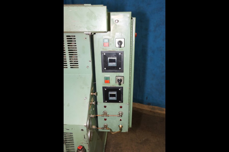 Detailed Pictures of Mokon Hot Oil Heater unit with Cooling Circuit DCMP-5572 Detailed Pictures of Mokon Hot Oil Heater unit with Cooling Circuit DCMP-5572