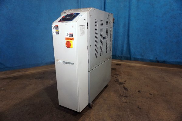 Picture of Model Mokon H44112-00 DCMP-5606 Picture of Mokon Single Zone Portable Hot Oil Process Heater Temperature Control Unit with Cooling Water Circuit DCMP-5606