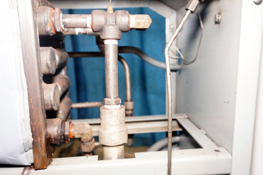 Detailed Pictures of Mokon Hot Oil Heater unit with Cooling Circuit DCMP-5606 Detailed Pictures of Mokon Hot Oil Heater unit with Cooling Circuit DCMP-5606