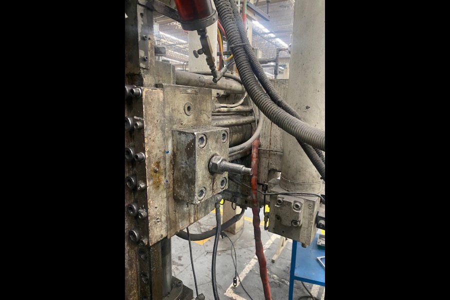 Detailed Pictures of HPM Cold Chamber Die Casting Machine DCMP-5623 Detailed Pictures of HPM Cold Chamber Die Casting Machine DCMP-5623