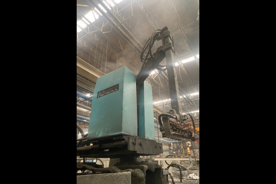 Detailed Pictures of HPM Cold Chamber Die Casting Machine DCMP-5623 Detailed Pictures of HPM Cold Chamber Die Casting Machine DCMP-5623