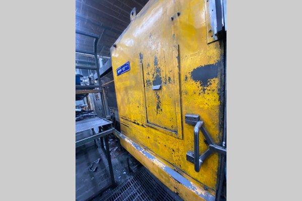 Detailed Pictures of HPM Cold Chamber Die Casting Machine DCMP-5624 Detailed Pictures of HPM Cold Chamber Die Casting Machine DCMP-5624