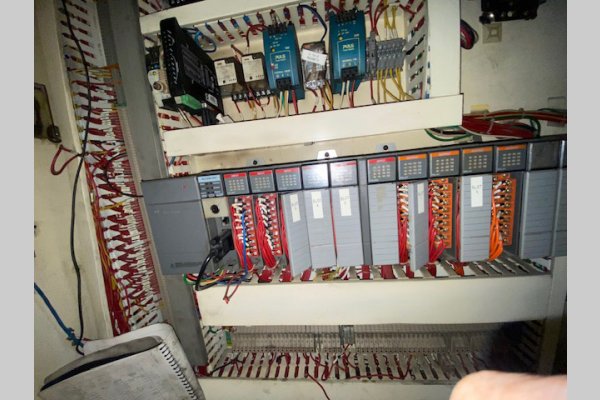 Detailed Pictures of HPM Cold Chamber Die Casting Machine DCMP-5624 Detailed Pictures of HPM Cold Chamber Die Casting Machine DCMP-5624