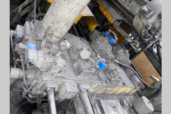 Detailed Pictures of HPM Cold Chamber Die Casting Machine DCMP-5624 Detailed Pictures of HPM Cold Chamber Die Casting Machine DCMP-5624