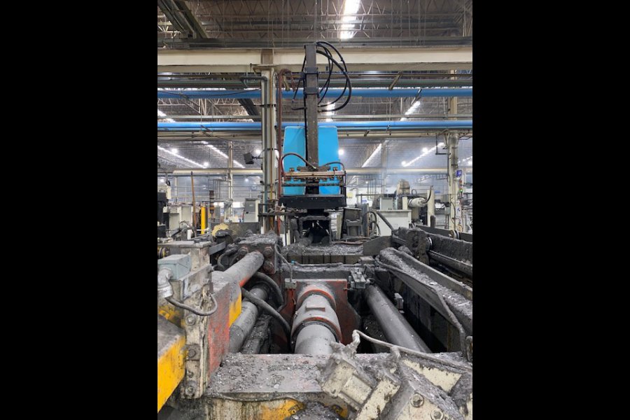 Detailed Pictures of HPM Cold Chamber Die Casting Machine DCMP-5624 Detailed Pictures of HPM Cold Chamber Die Casting Machine DCMP-5624