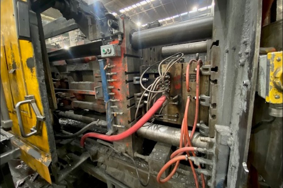 Detailed Pictures of HPM Cold Chamber Die Casting Machine DCMP-5624 Detailed Pictures of HPM Cold Chamber Die Casting Machine DCMP-5624