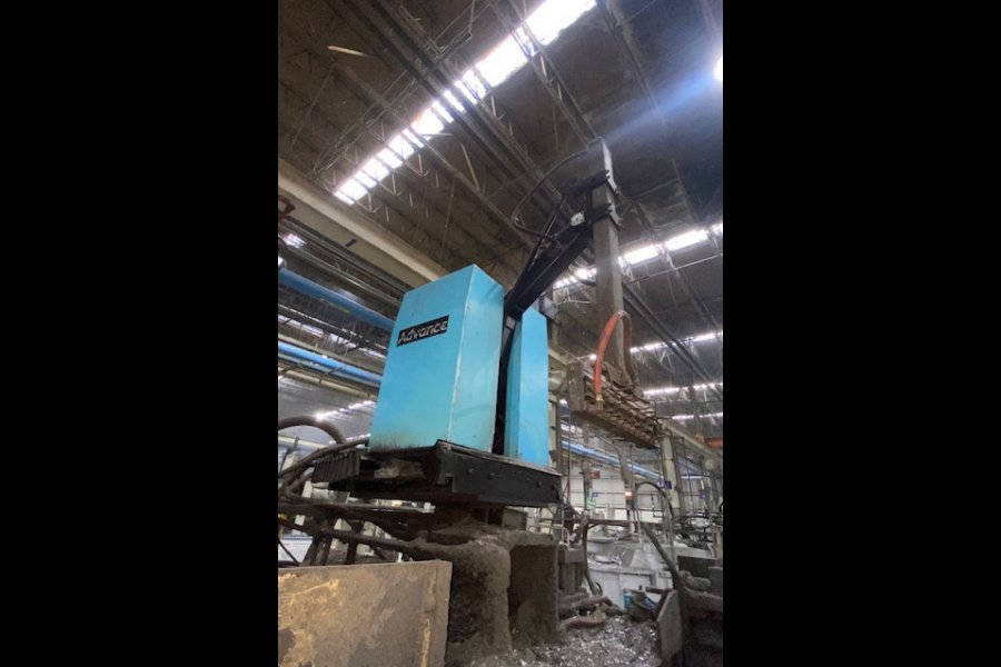 Detailed Pictures of HPM Cold Chamber Die Casting Machine DCMP-5624 Detailed Pictures of HPM Cold Chamber Die Casting Machine DCMP-5624