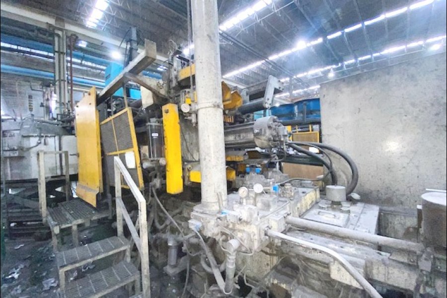 Detailed Pictures of HPM Cold Chamber Die Casting Machine DCMP-5624 Detailed Pictures of HPM Cold Chamber Die Casting Machine DCMP-5624