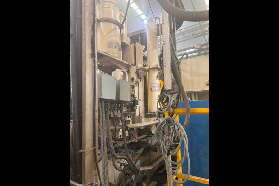 Detailed Pictures of Prince Cold Chamber Die Casting Machine DCMP-5626 Detailed Pictures of Prince Cold Chamber Die Casting Machine DCMP-5626