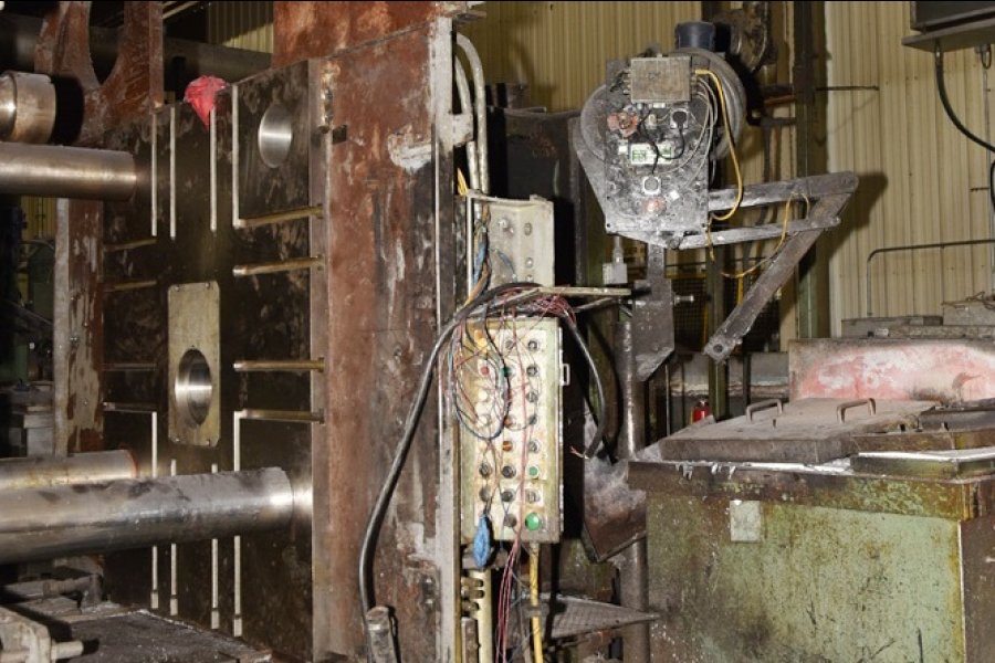 Detailed Pictures of Prince Cold Chamber Die Casting Machine DCMP-5629 Detailed Pictures of Prince Cold Chamber Die Casting Machine DCMP-5629