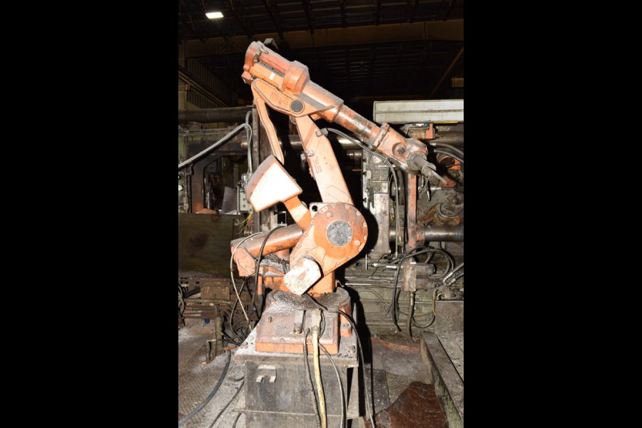 Detailed Pictures of Prince Cold Chamber Die Casting Machine DCMP-5629 Detailed Pictures of Prince Cold Chamber Die Casting Machine DCMP-5629