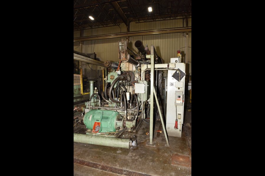 Detailed Pictures of Prince Cold Chamber Die Casting Machine DCMP-5629 Detailed Pictures of Prince Cold Chamber Die Casting Machine DCMP-5629