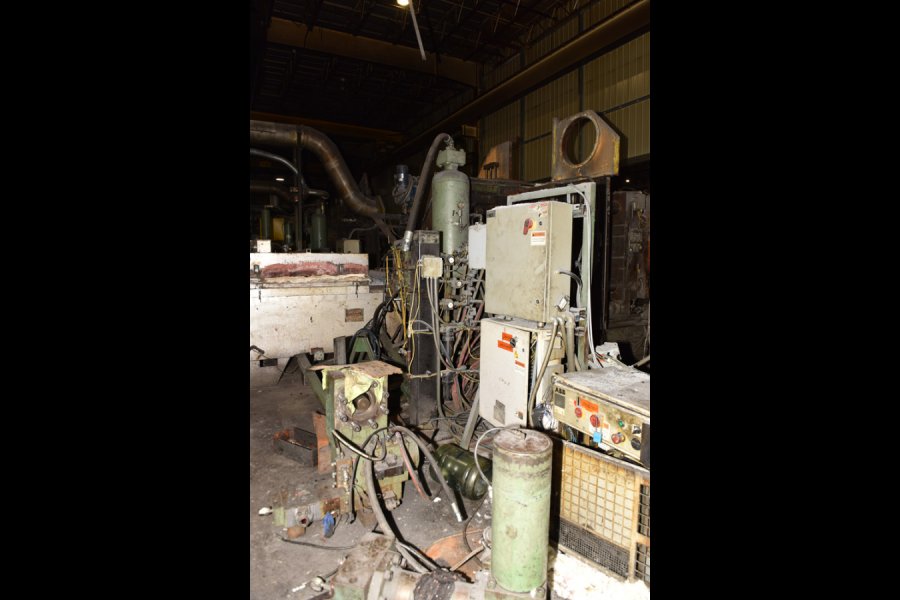 Detailed Pictures of Prince Cold Chamber Die Casting Machine DCMP-5629 Detailed Pictures of Prince Cold Chamber Die Casting Machine DCMP-5629