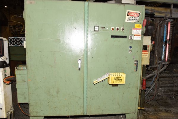 Detailed Pictures of Prince Cold Chamber Die Casting Machine DCMP-5630 Detailed Pictures of Prince Cold Chamber Die Casting Machine DCMP-5630