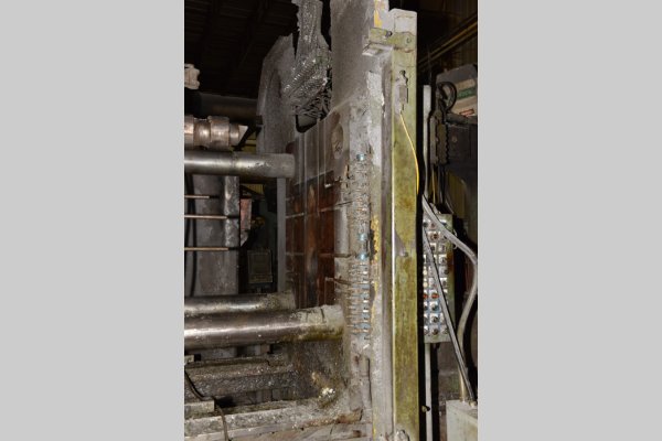 Detailed Pictures of Prince Cold Chamber Die Casting Machine DCMP-5630 Detailed Pictures of Prince Cold Chamber Die Casting Machine DCMP-5630