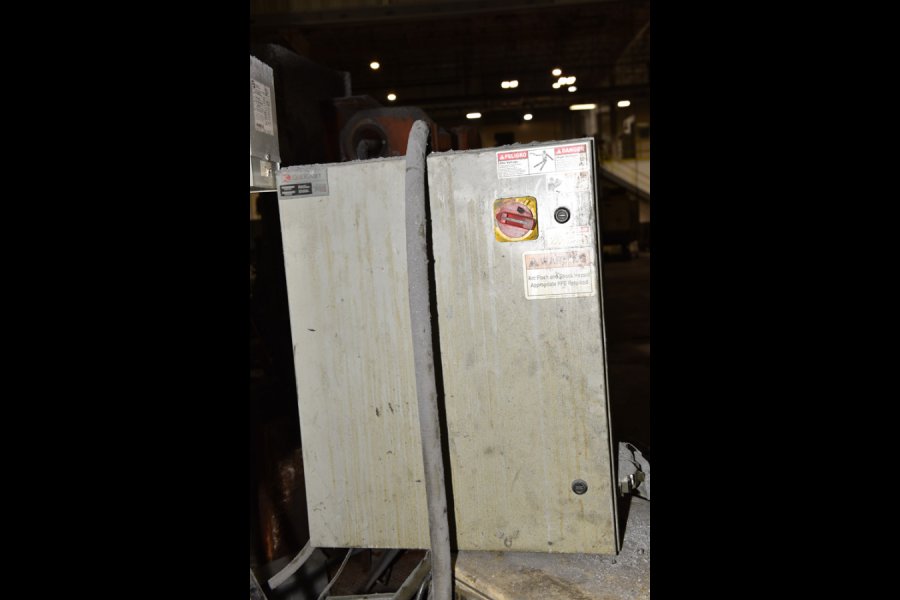 Detailed Pictures of Prince Cold Chamber Die Casting Machine DCMP-5630 Detailed Pictures of Prince Cold Chamber Die Casting Machine DCMP-5630