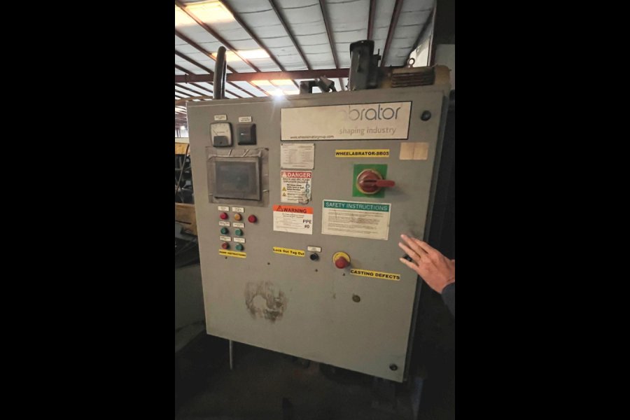Detailed Pictures of Wheelabrator Steel Belt Tumble Shot Blast Machine DCMP-5633 Detailed Pictures of Wheelabrator Steel Belt Tumble Shot Blast Machine DCMP-5633