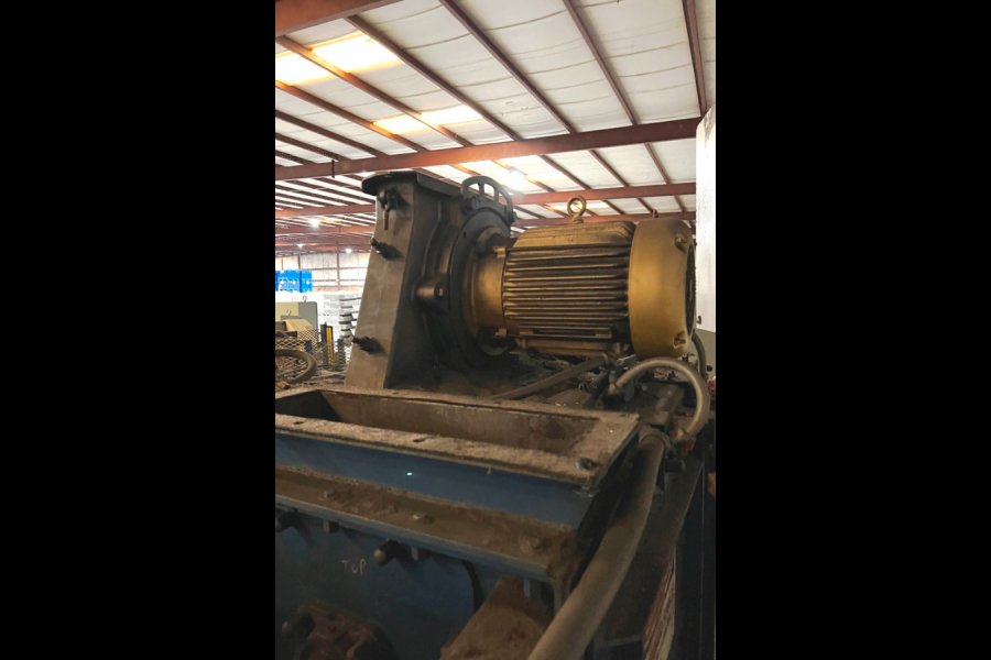 Detailed Pictures of Wheelabrator Steel Belt Tumble Shot Blast Machine DCMP-5633 Detailed Pictures of Wheelabrator Steel Belt Tumble Shot Blast Machine DCMP-5633