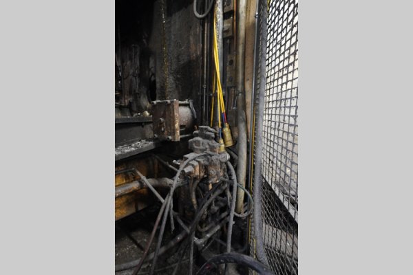 Detailed Pictures of HPM Cold Chamber Die Casting Machine DCMP-5638 Detailed Pictures of HPM Cold Chamber Die Casting Machine DCMP-5638