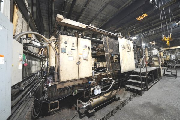 Picture of Model HPM II-1200-A DCMP-5638 Picture of HPM Horizontal Cold Chamber Aluminum High Pressure Die Casting Machine DCMP-5638