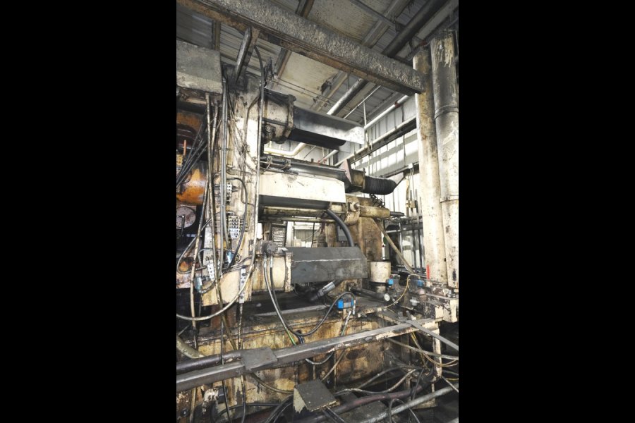 Detailed Pictures of HPM Cold Chamber Die Casting Machine DCMP-5638 Detailed Pictures of HPM Cold Chamber Die Casting Machine DCMP-5638