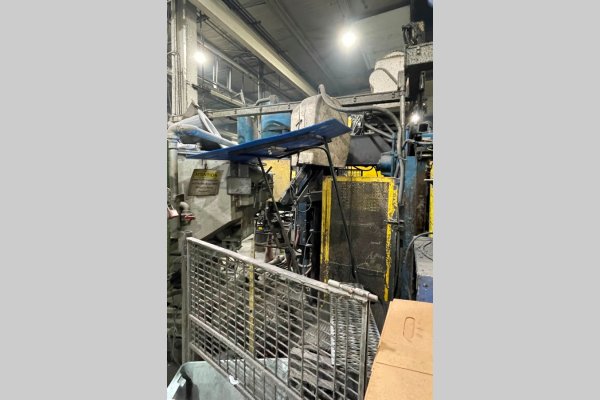 Detailed Pictures of Prince Cold Chamber Die Casting Machine DCMP-5640 Detailed Pictures of Prince Cold Chamber Die Casting Machine DCMP-5640