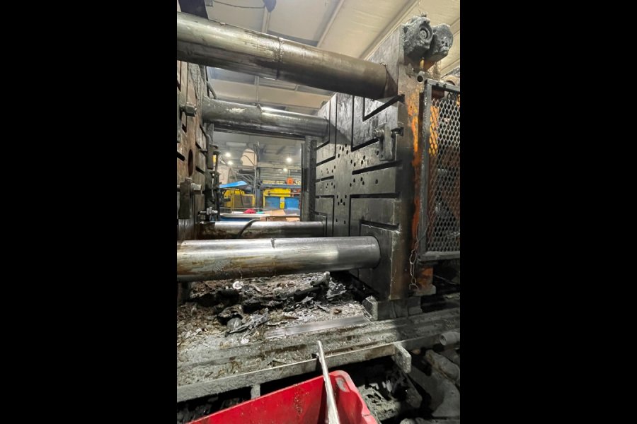 Picture of Prince Model 629 CCA Cold Chamber Die Casting Machine For_Sale DCM-5641 Image of Prince Model 629 CCA Cold Chamber Die Casting Machine For_Sale DCM-5641