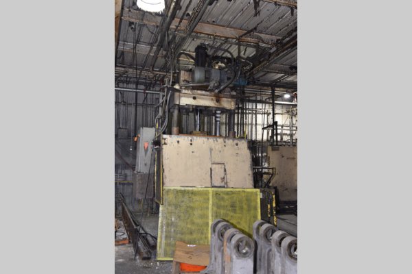 Detailed Pictures of HPM Cold Chamber Die Casting Machine DCMP-5645 Detailed Pictures of HPM Cold Chamber Die Casting Machine DCMP-5645