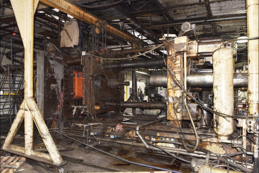 Detailed Pictures of HPM Cold Chamber Die Casting Machine DCMP-5645 Detailed Pictures of HPM Cold Chamber Die Casting Machine DCMP-5645