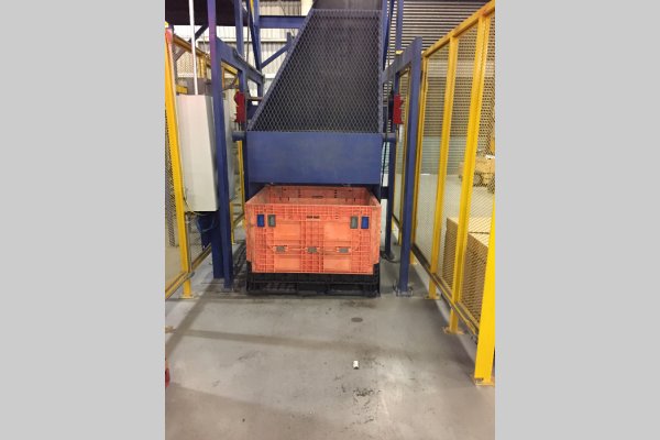 Detailed Pictures of Rosler Rubber Belt Tumble Shot Blast Machine DCMP-5647