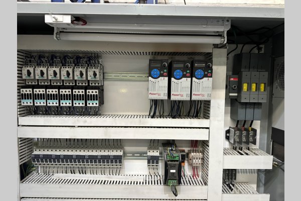 Detailed Pictures of Rosler Rubber Belt Tumble Shot Blast Machine DCMP-5647