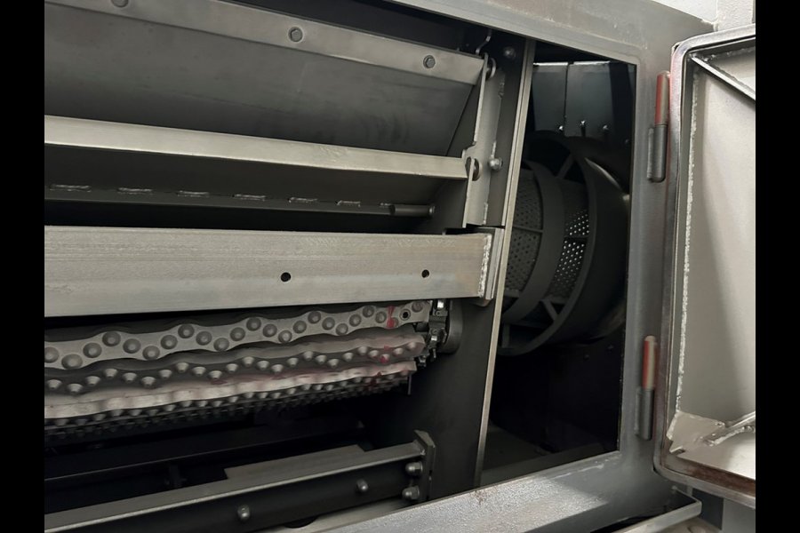 Detailed Pictures of Rosler Rubber Belt Tumble Shot Blast Machine DCMP-5647