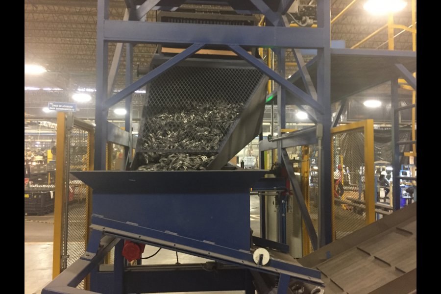 Detailed Pictures of Rosler Rubber Belt Tumble Shot Blast Machine DCMP-5647