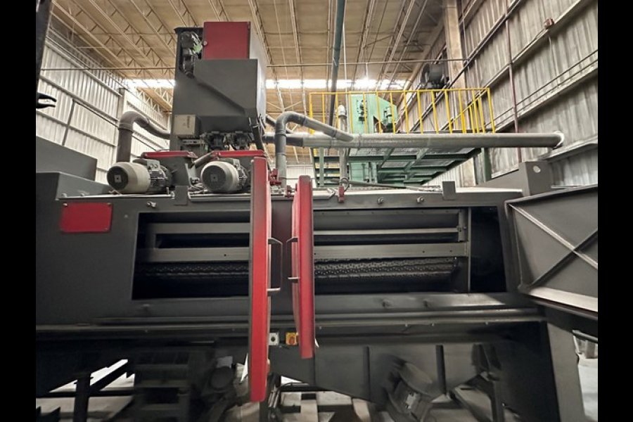 Detailed Pictures of Rosler Rubber Belt Tumble Shot Blast Machine DCMP-5647