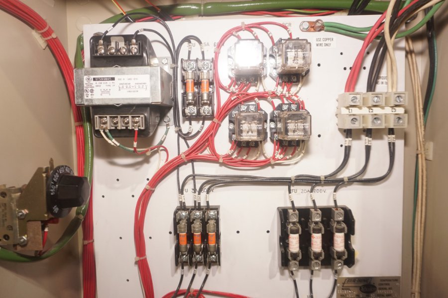 Detailed Pictures of Sterlco Hot Oil Heater unit with Cooling Circuit DCMP-5658 Detailed Pictures of Sterlco Hot Oil Heater unit with Cooling Circuit DCMP-5658