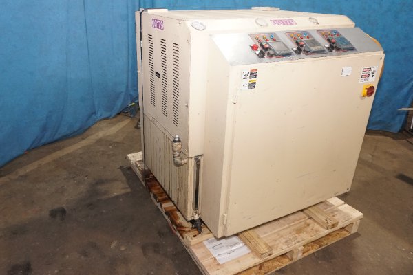 Picture of Mokon Three Zone Portable Hot Oil Process Heater Temperature Control Unit with Cooling Water Circuit DCMP-5688